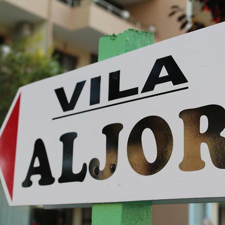 Hotel Villa Aljor Golem  Luaran gambar