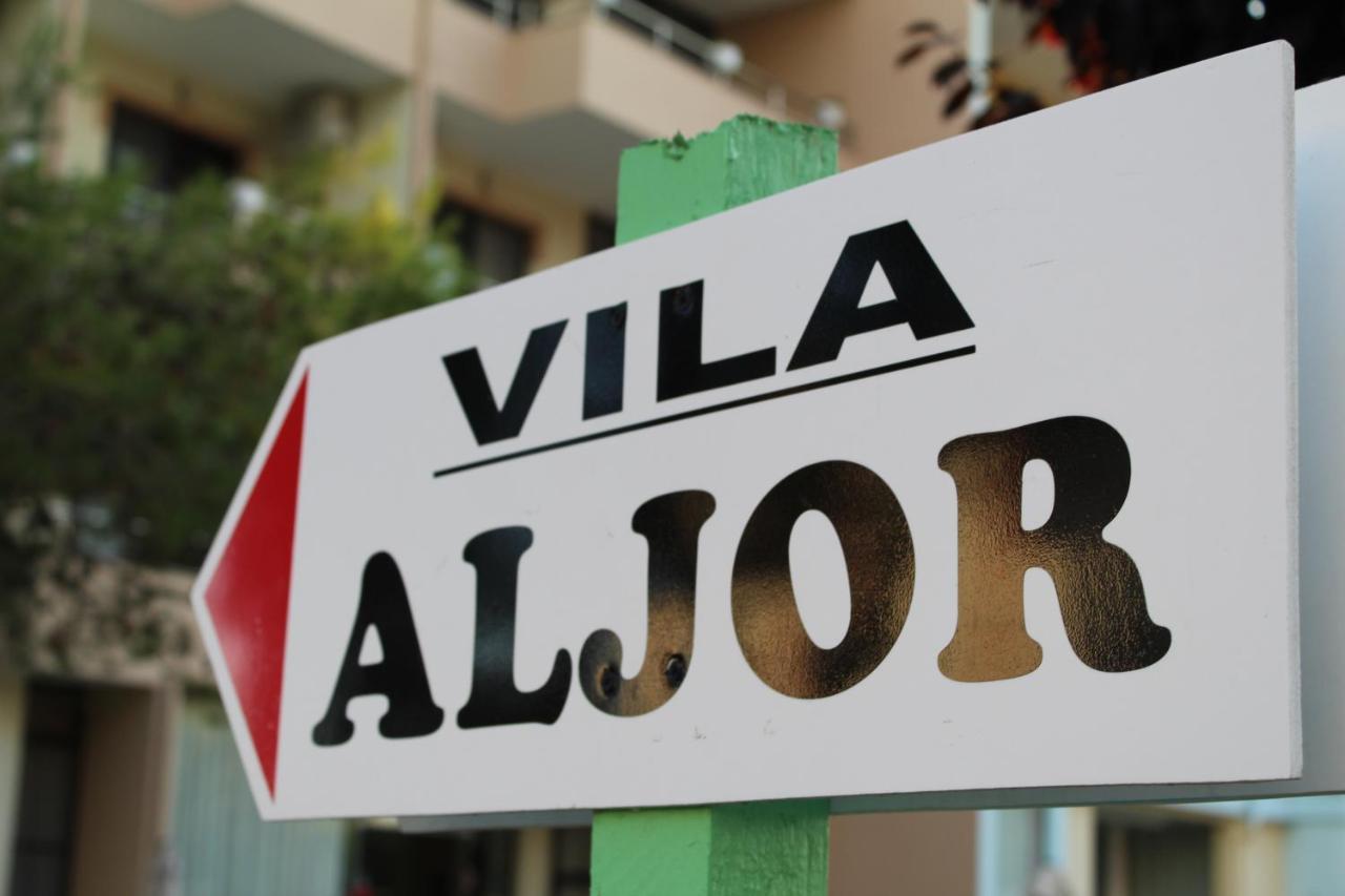 Hotel Villa Aljor Golem  Luaran gambar